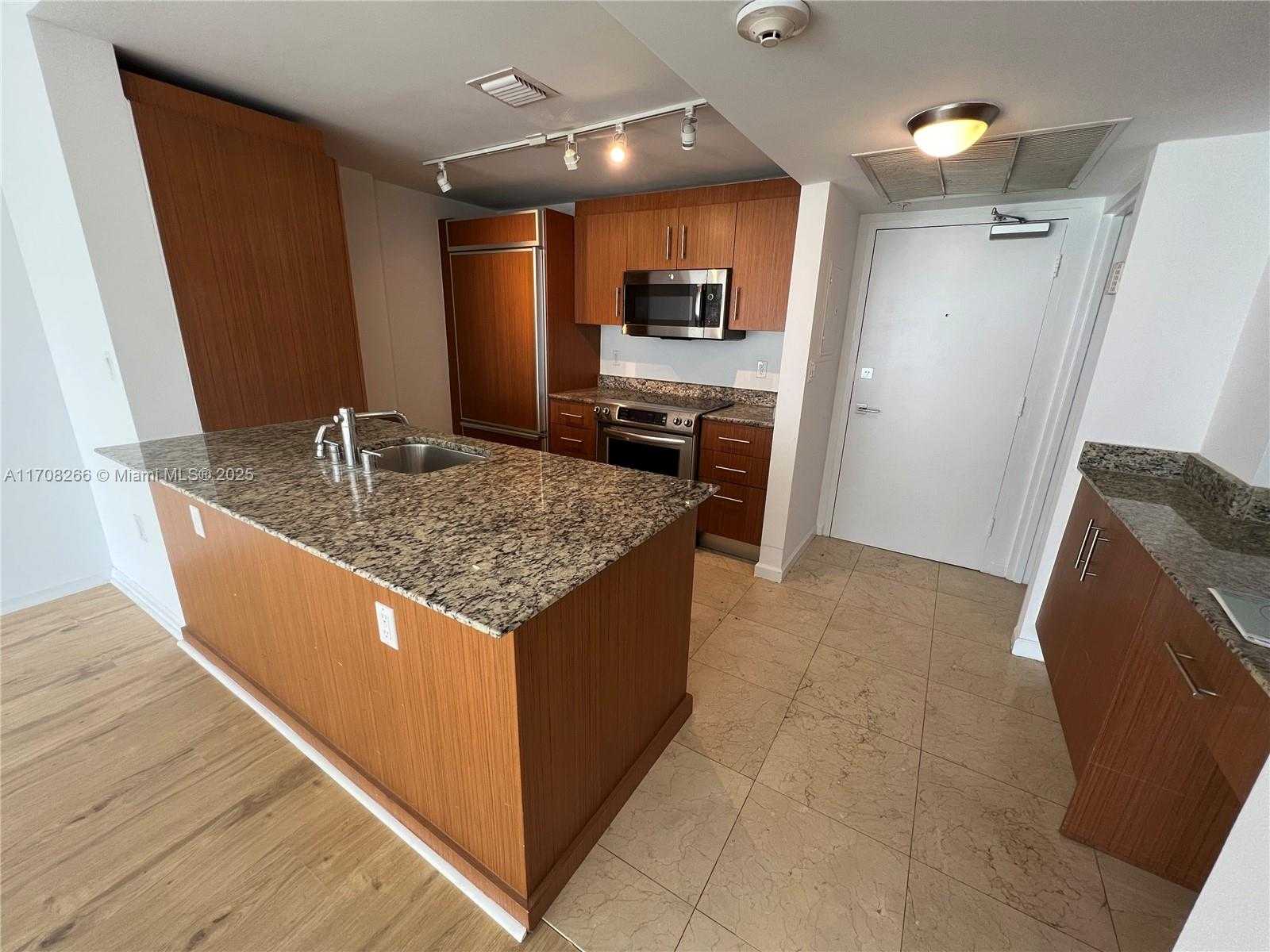 Small Image of 10275 COLLINS AVE #415, Bal Harbour Number 9