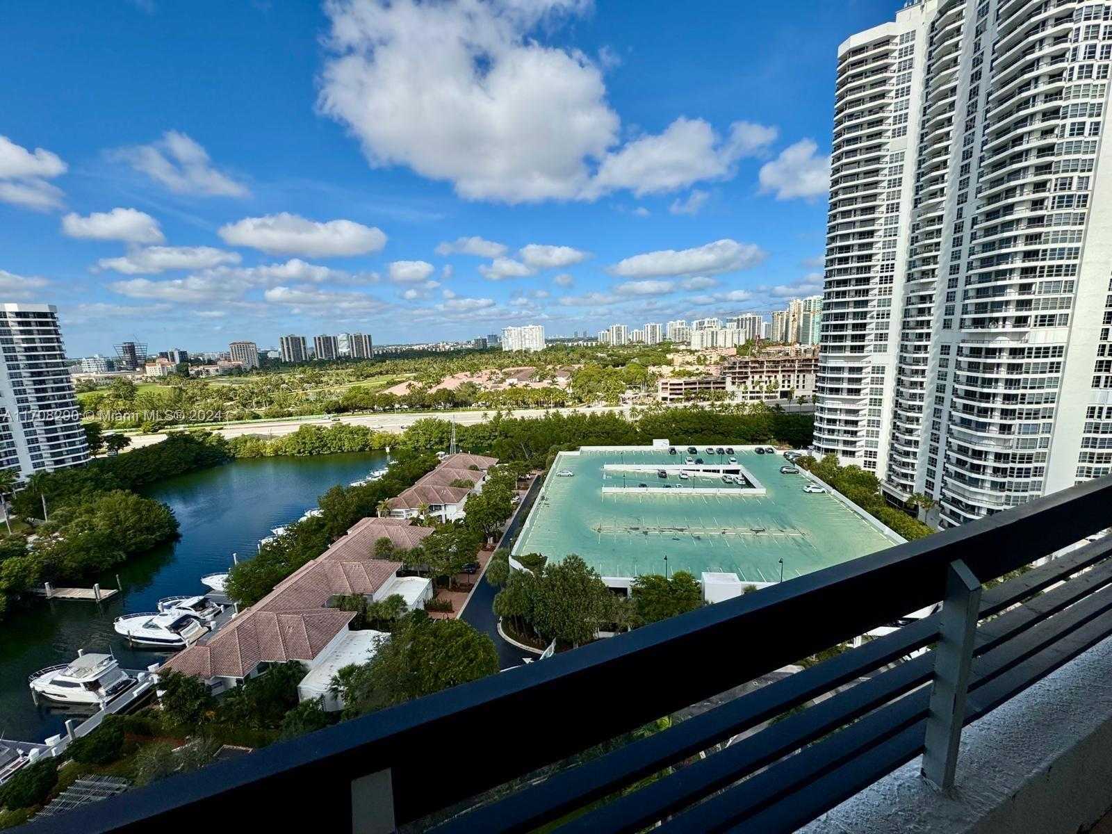 Small Image of 3530 MYSTIC POINTE DR #1809, Aventura Number 12