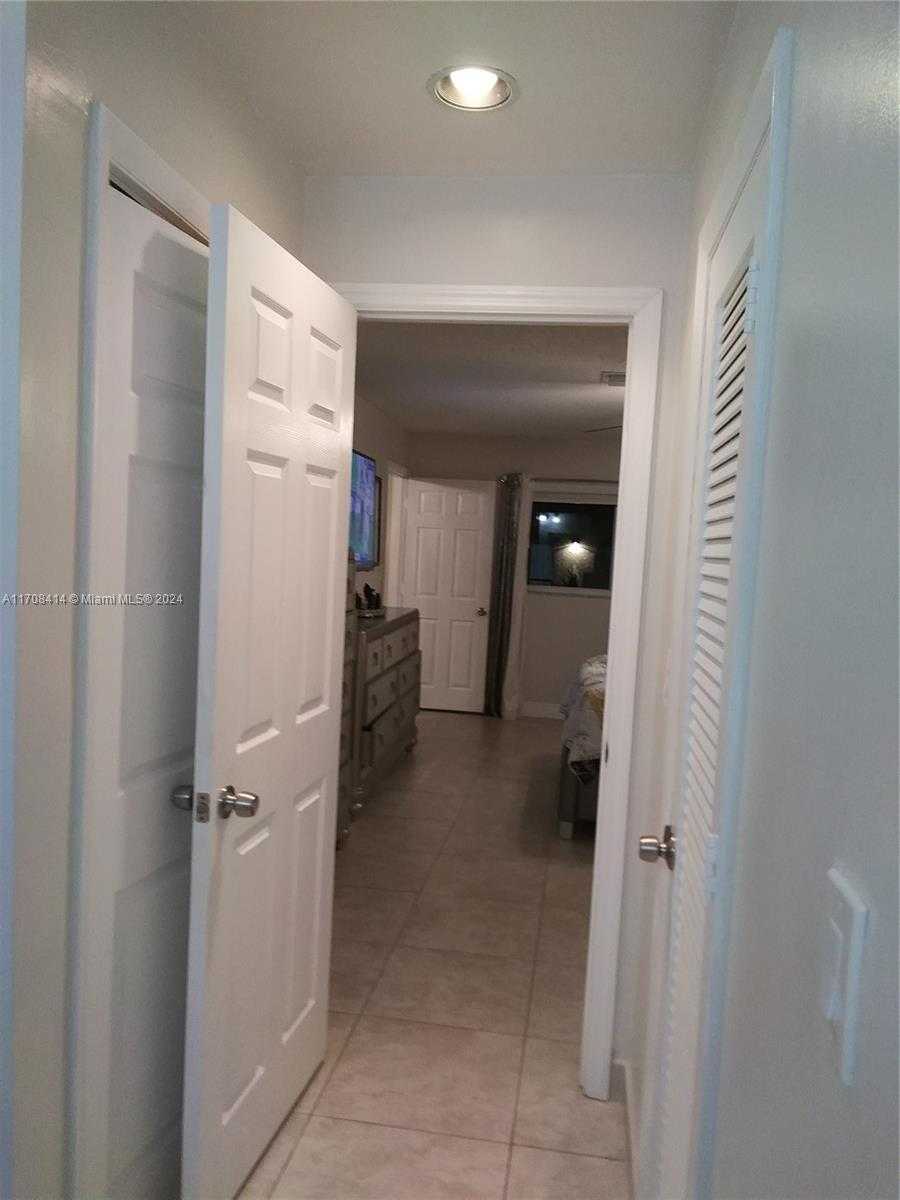 Small Image of 1377 NORTH WEST 87TH TER, Coral Springs Number 11