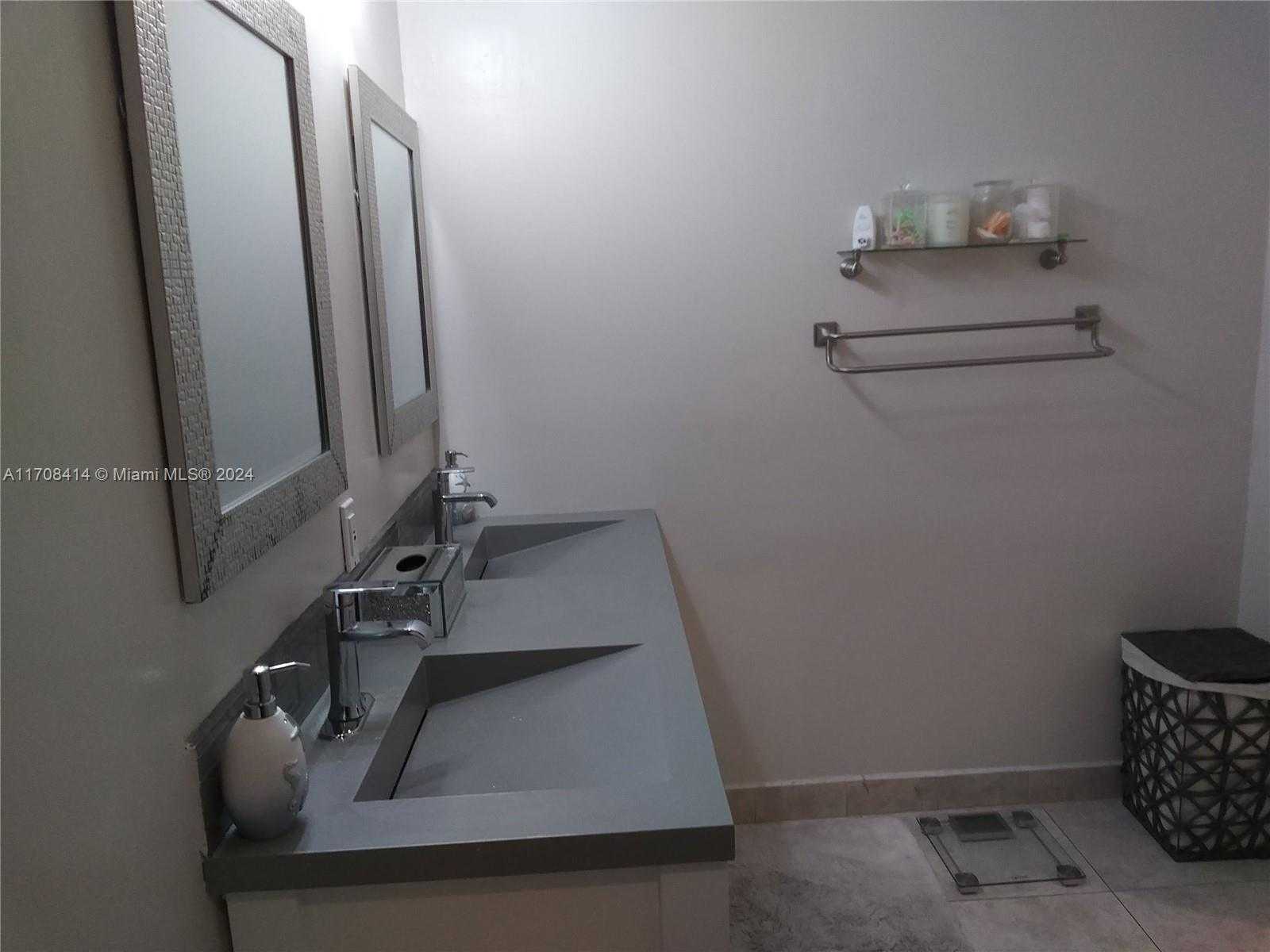 Small Image of 1377 NORTH WEST 87TH TER, Coral Springs Number 12