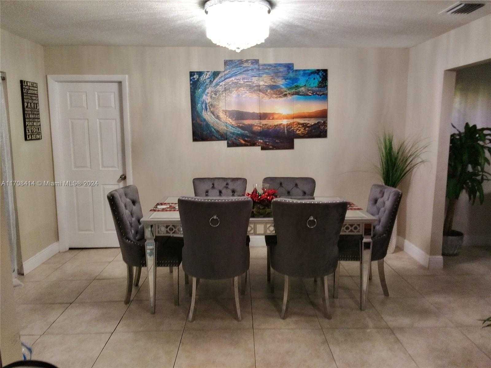 Small Image of 1377 NORTH WEST 87TH TER, Coral Springs Number 6