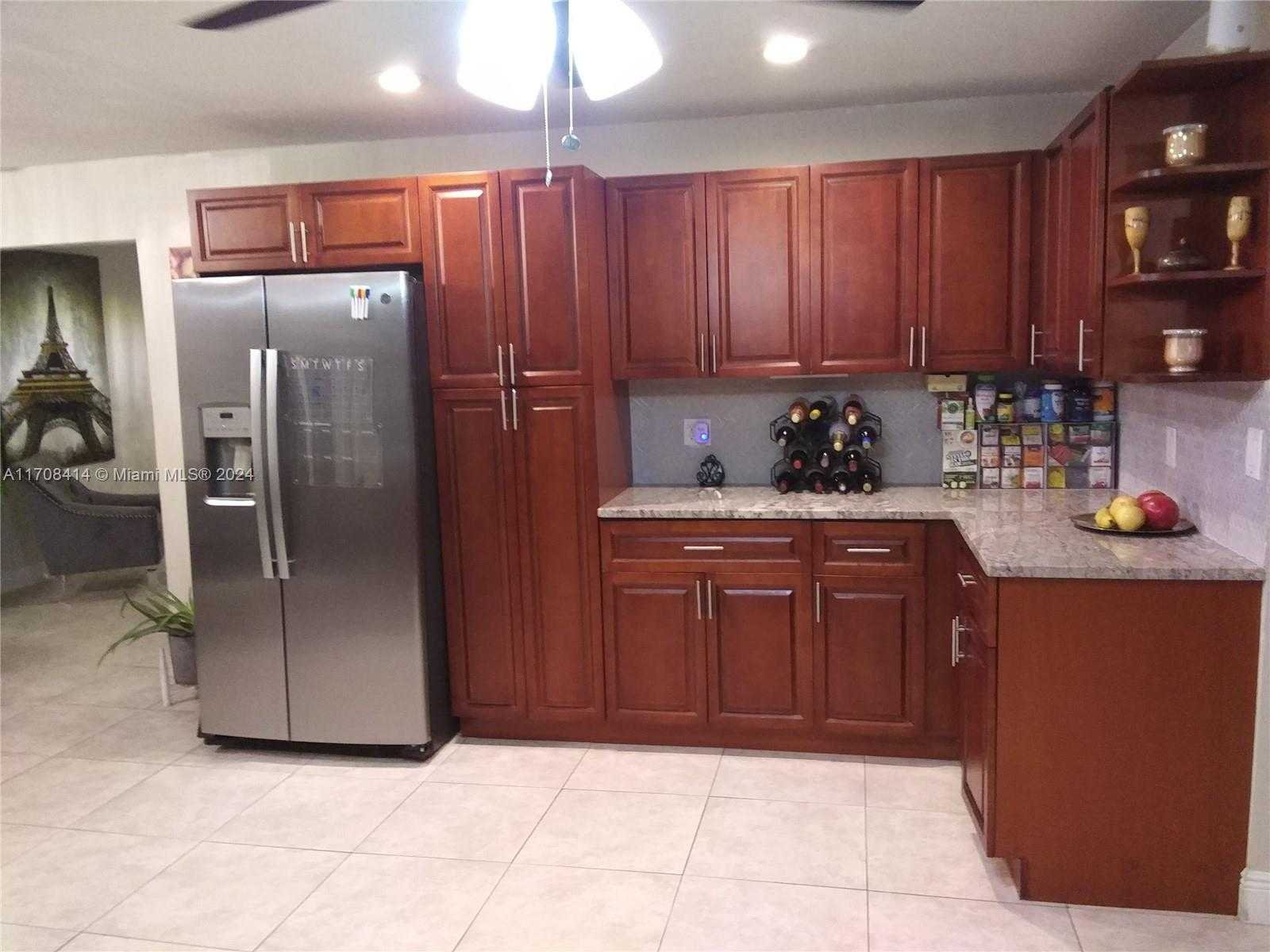 Small Image of 1377 NORTH WEST 87TH TER, Coral Springs Number 8