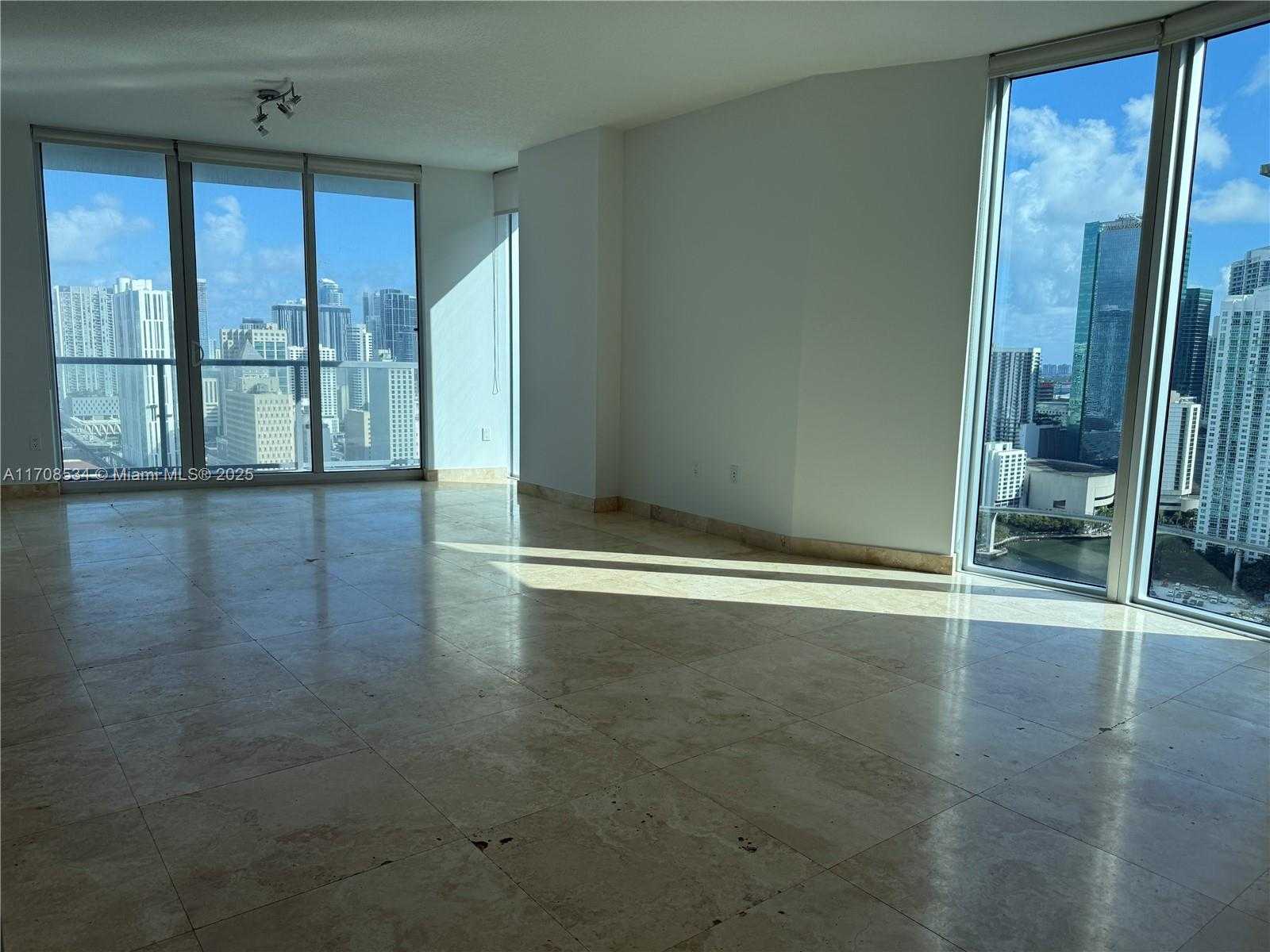 Small Image of 185 SOUTH WEST 7TH ST #3311, Miami Number 2