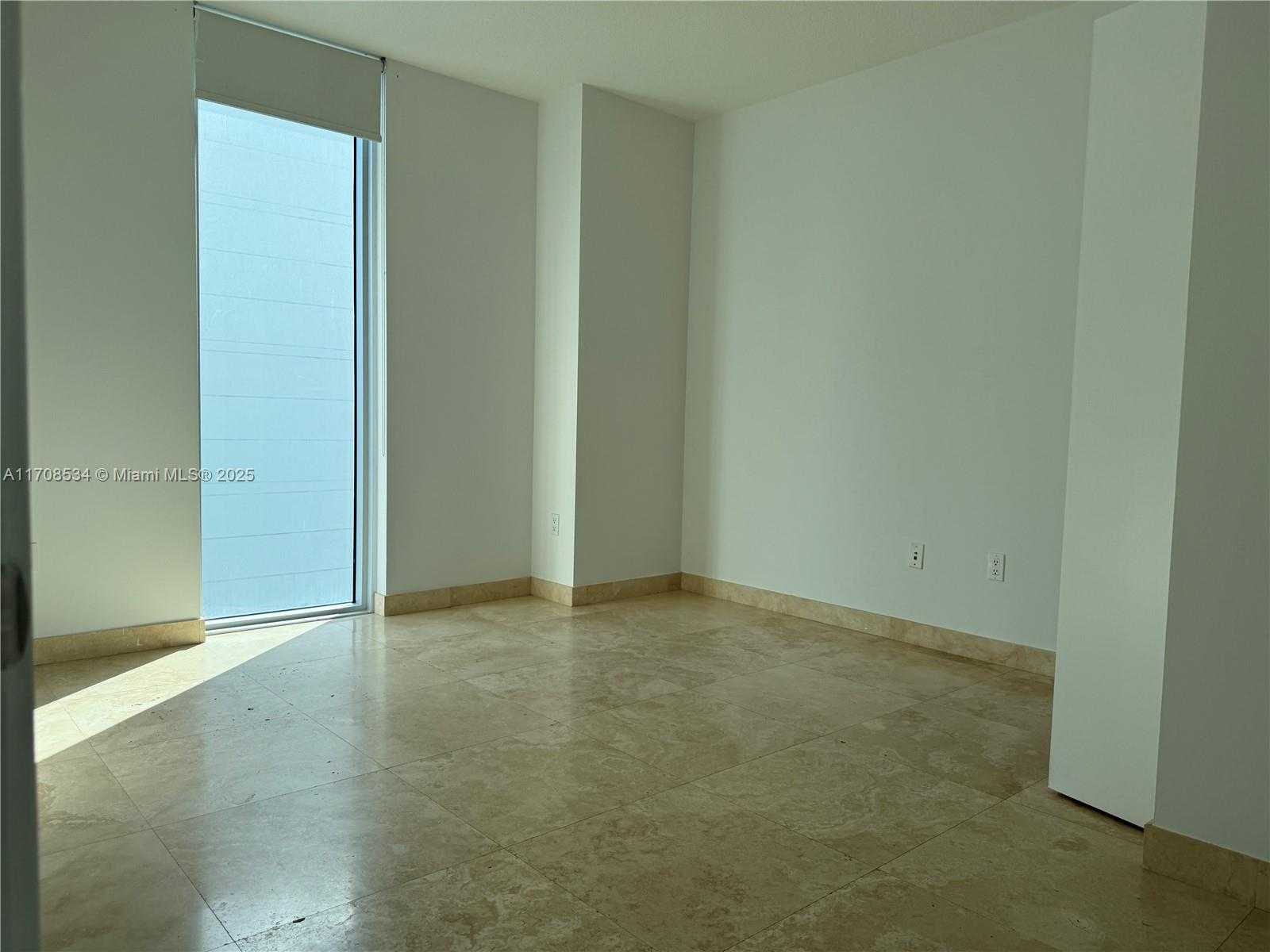 Small Image of 185 SOUTH WEST 7TH ST #3311, Miami Number 3
