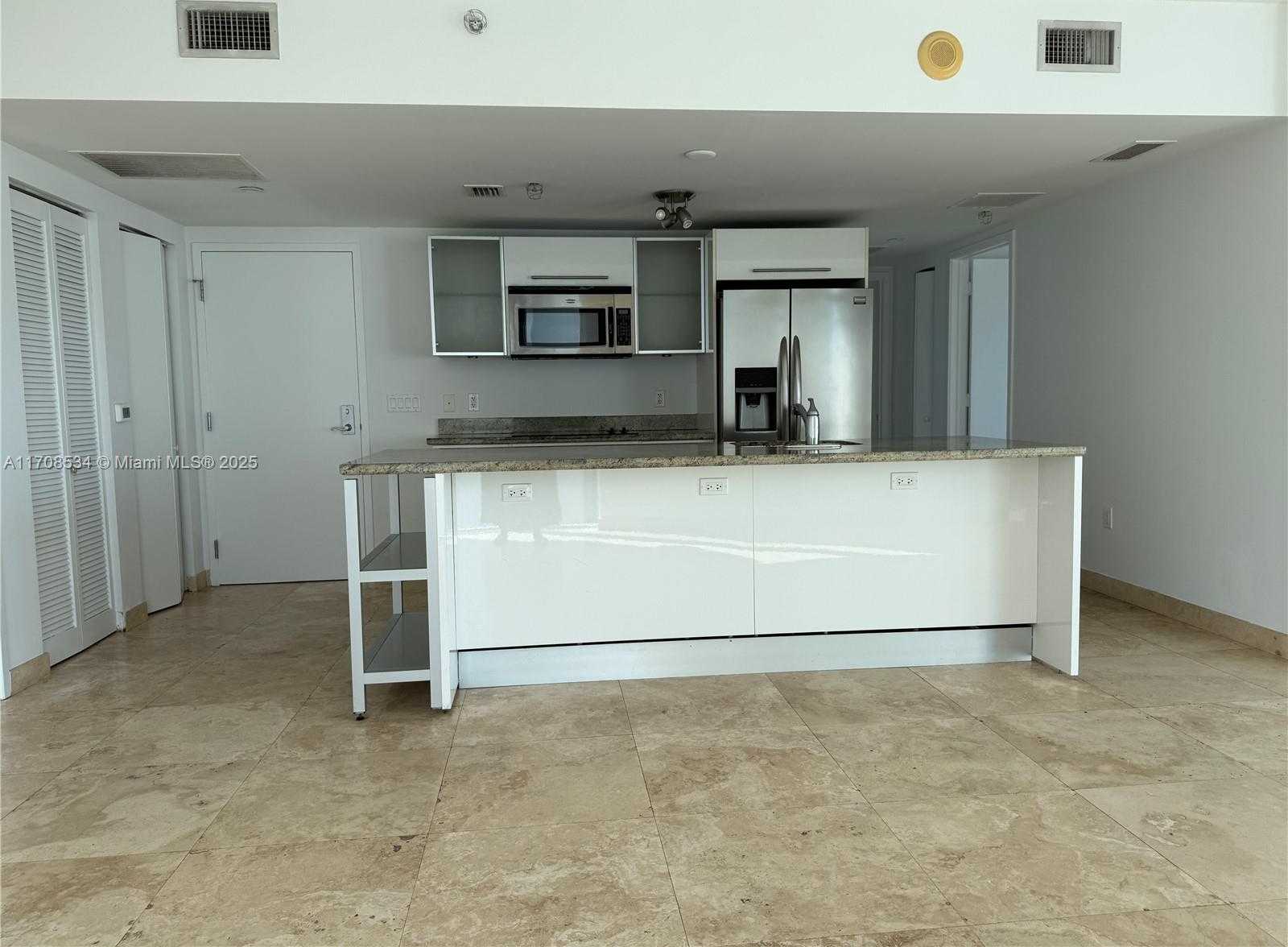 Small Image of 185 SOUTH WEST 7TH ST #3311, Miami Number 4