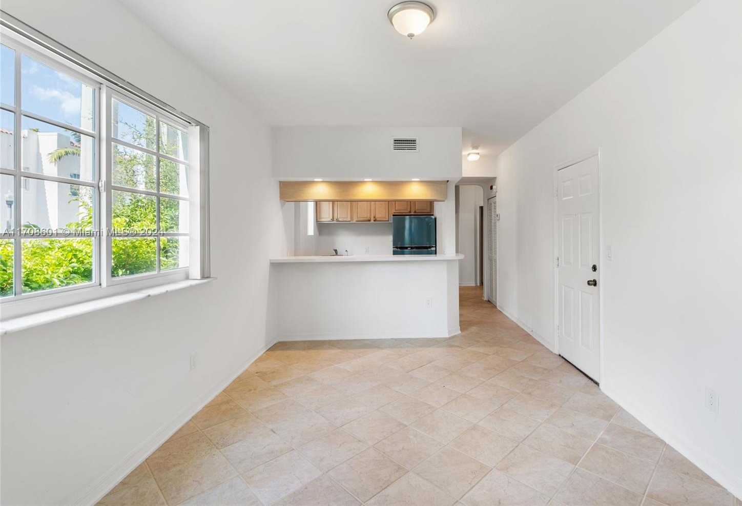 Small Image of 359 MERIDIAN AVE #A102, Miami Beach Number 13