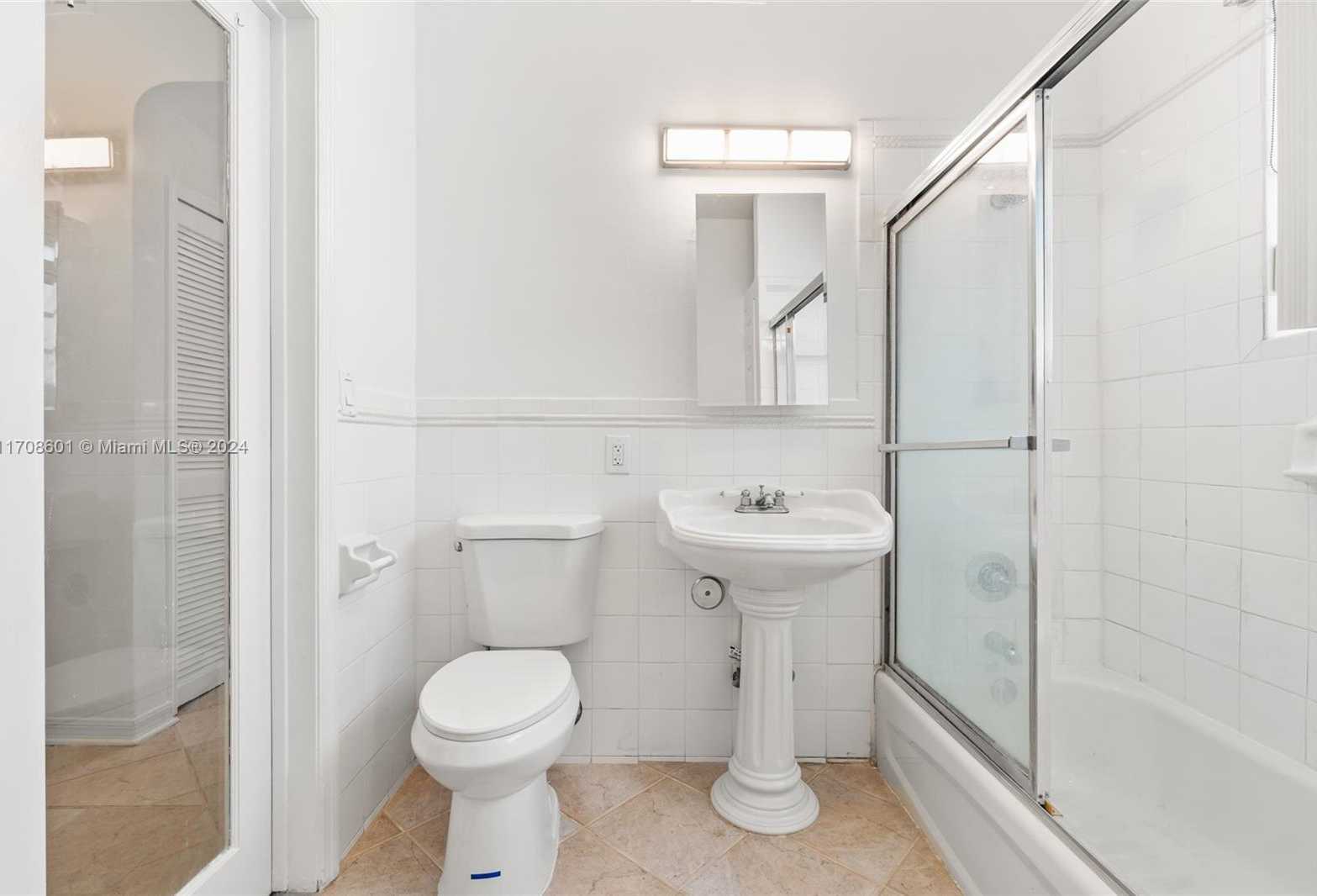 Small Image of 359 MERIDIAN AVE #A102, Miami Beach Number 20