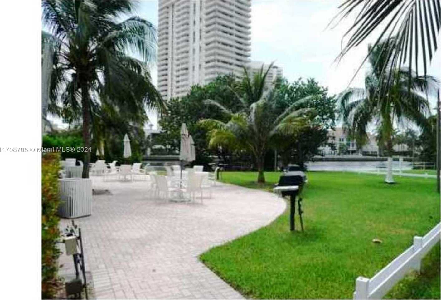 Small Image of 19390 COLLINS #1126, Sunny Isles Beach Number 3