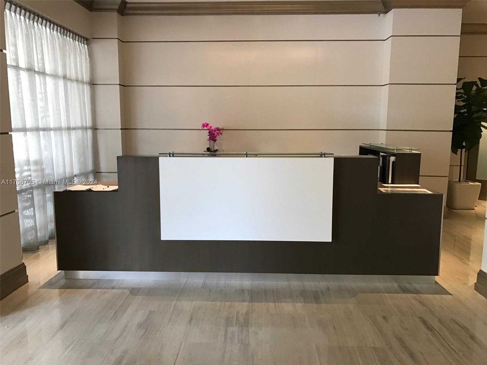 Small Image of 19390 COLLINS #1126, Sunny Isles Beach Number 4