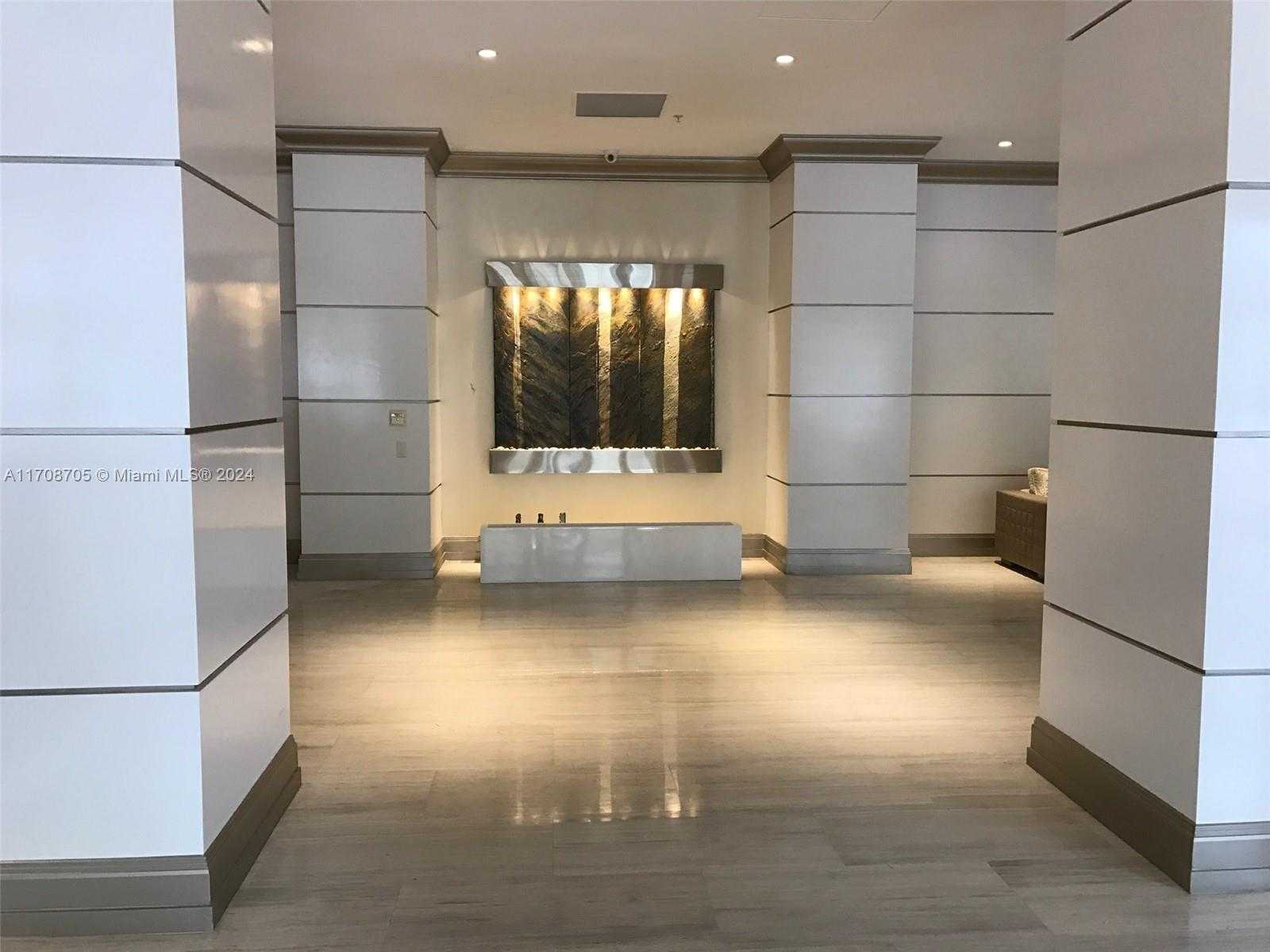 Small Image of 19390 COLLINS #1126, Sunny Isles Beach Number 5