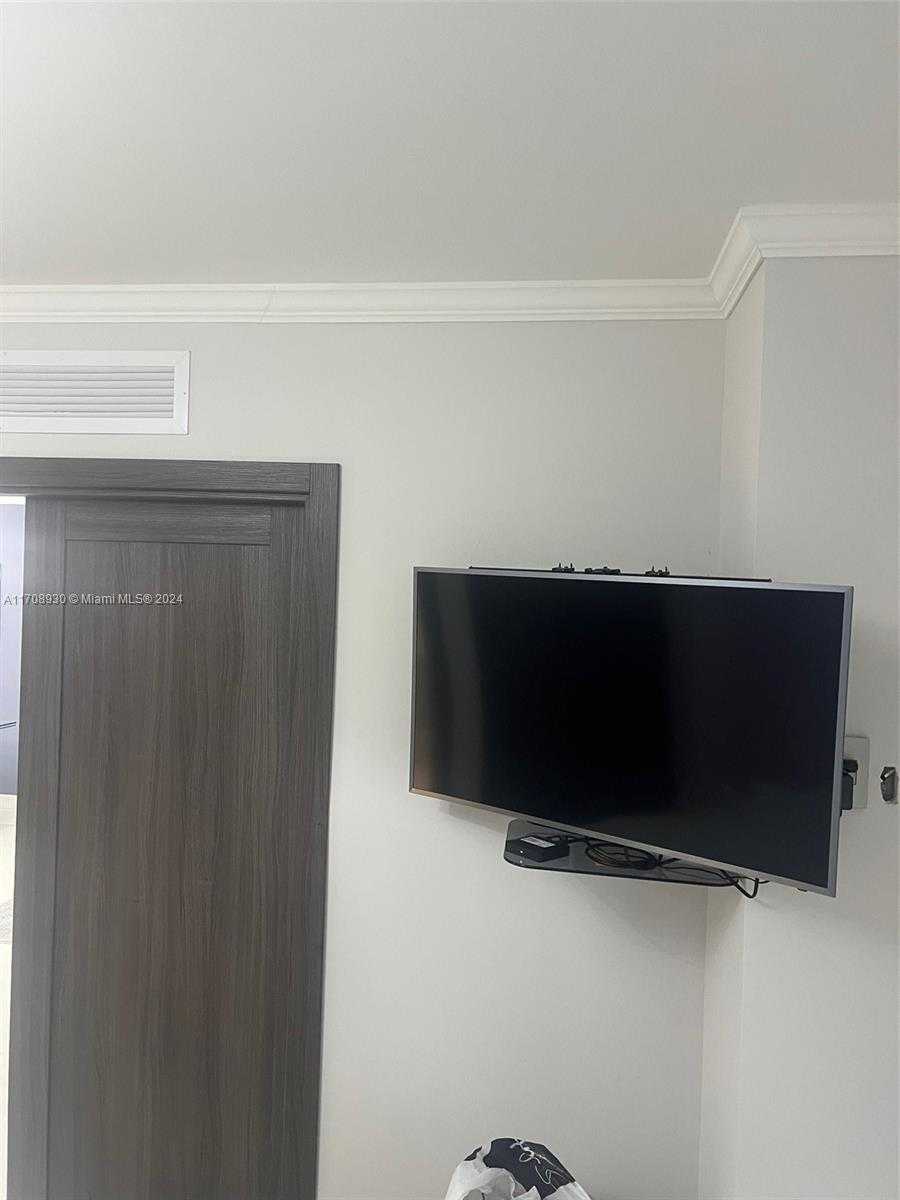 Small Image of 9801 COLLINS AVE #19E, Bal Harbour Number 11