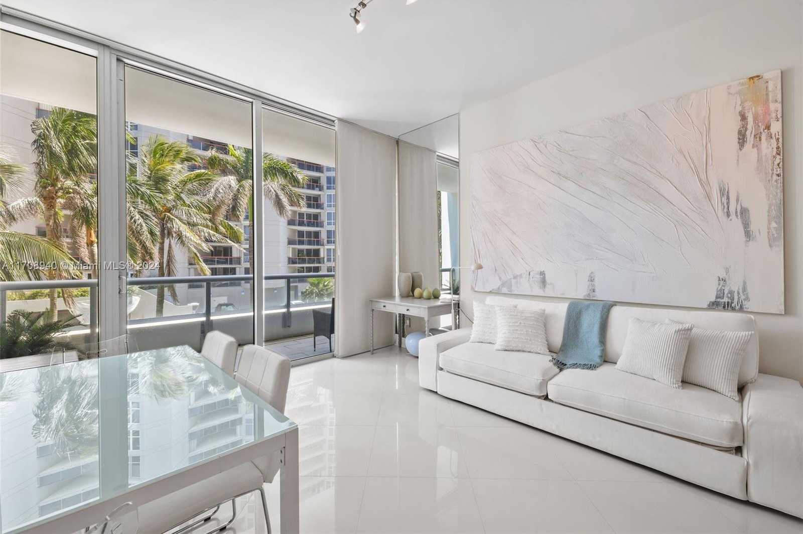 Small Image of 6799 COLLINS AVE #207, Miami Beach Number 11