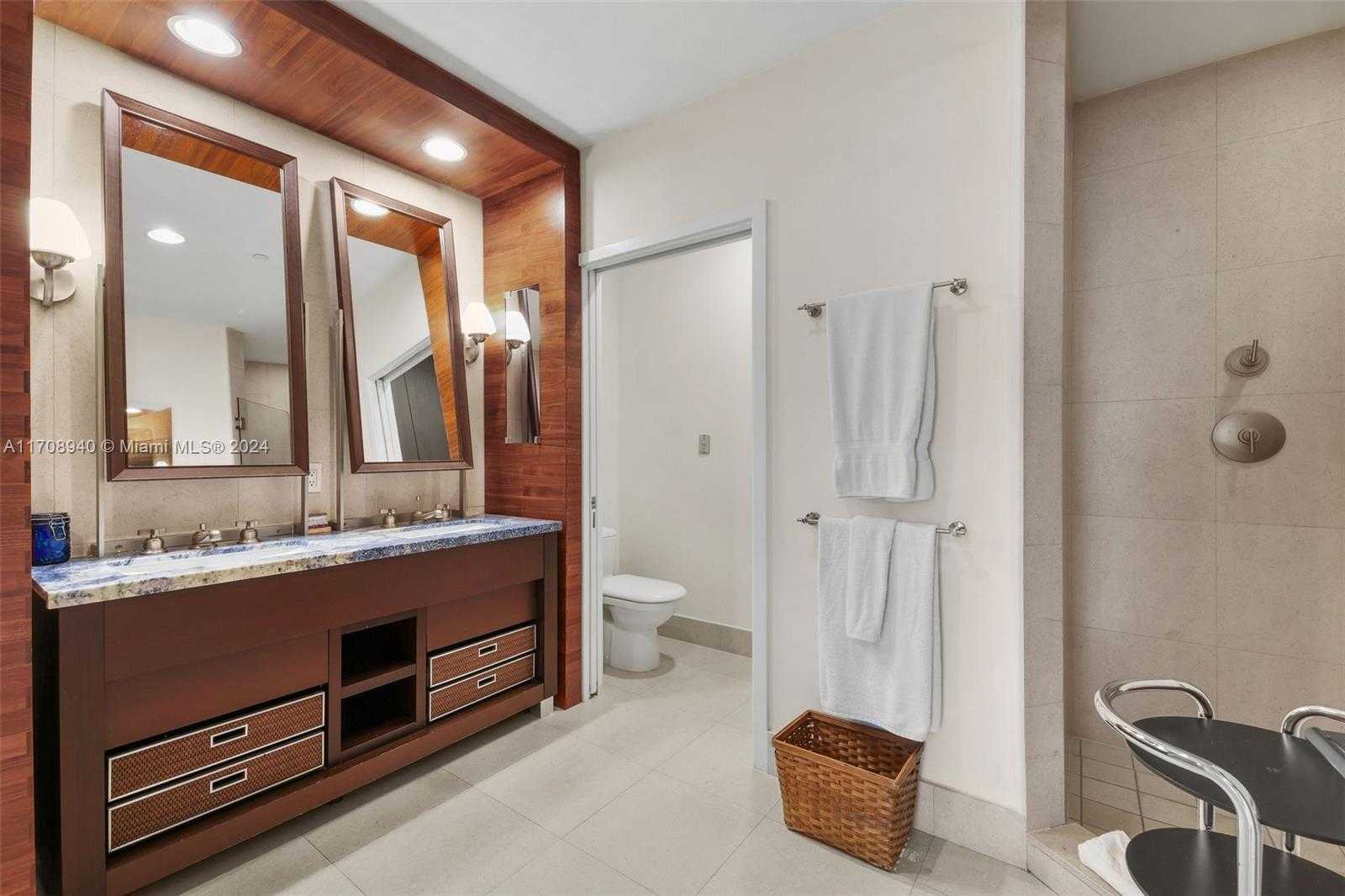 Small Image of 6799 COLLINS AVE #207, Miami Beach Number 18