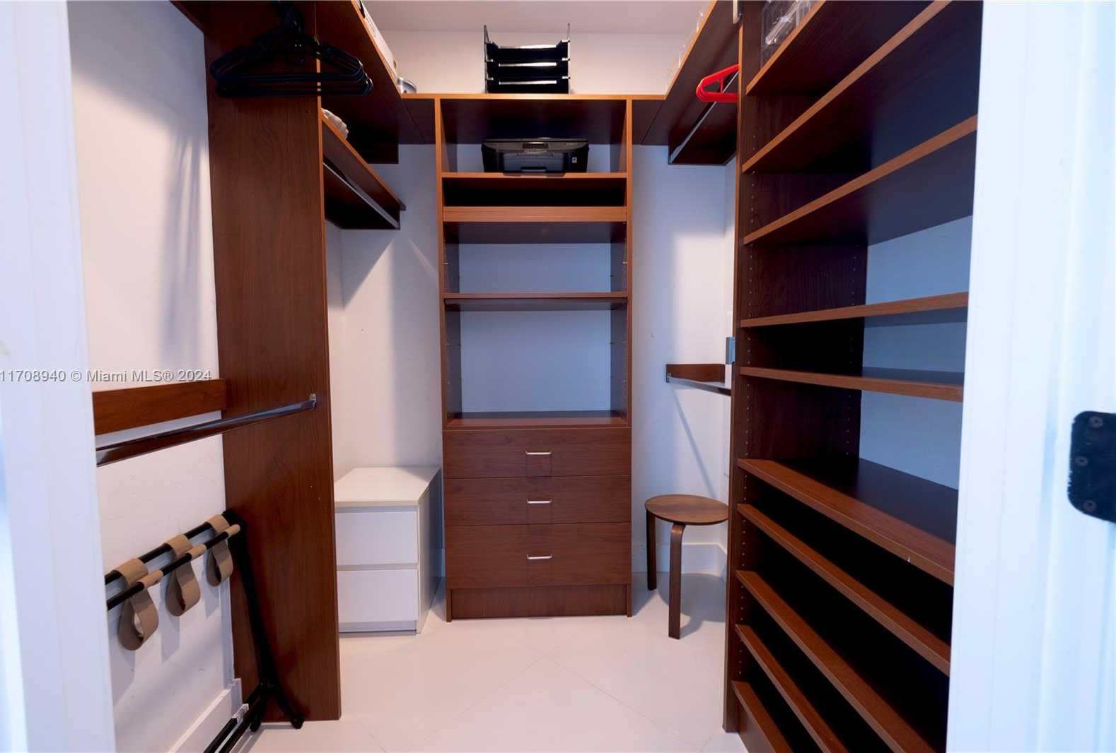 Small Image of 6799 COLLINS AVE #207, Miami Beach Number 22