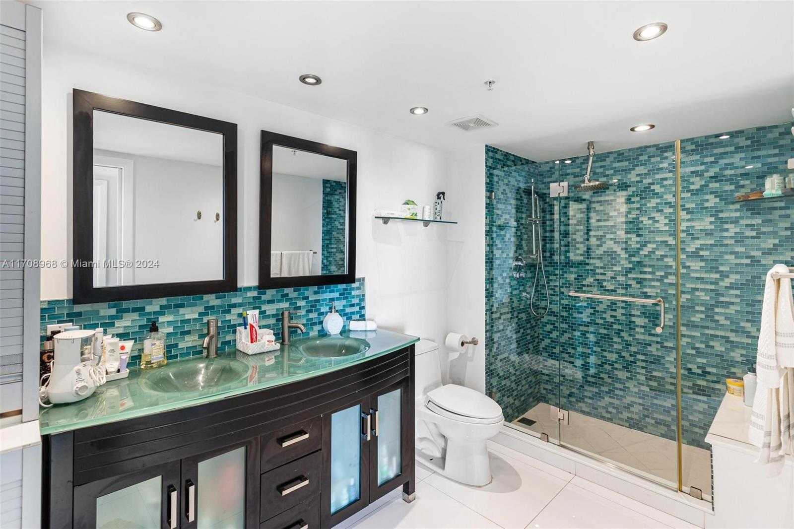 Small Image of 31 SOUTH EAST 5TH ST #2106, Miami Number 9