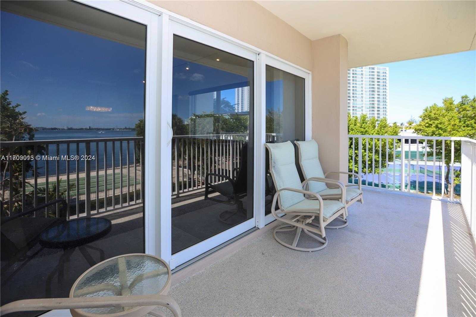 Small Image of 300 BAYVIEW DR #216, Sunny Isles Beach Number 22