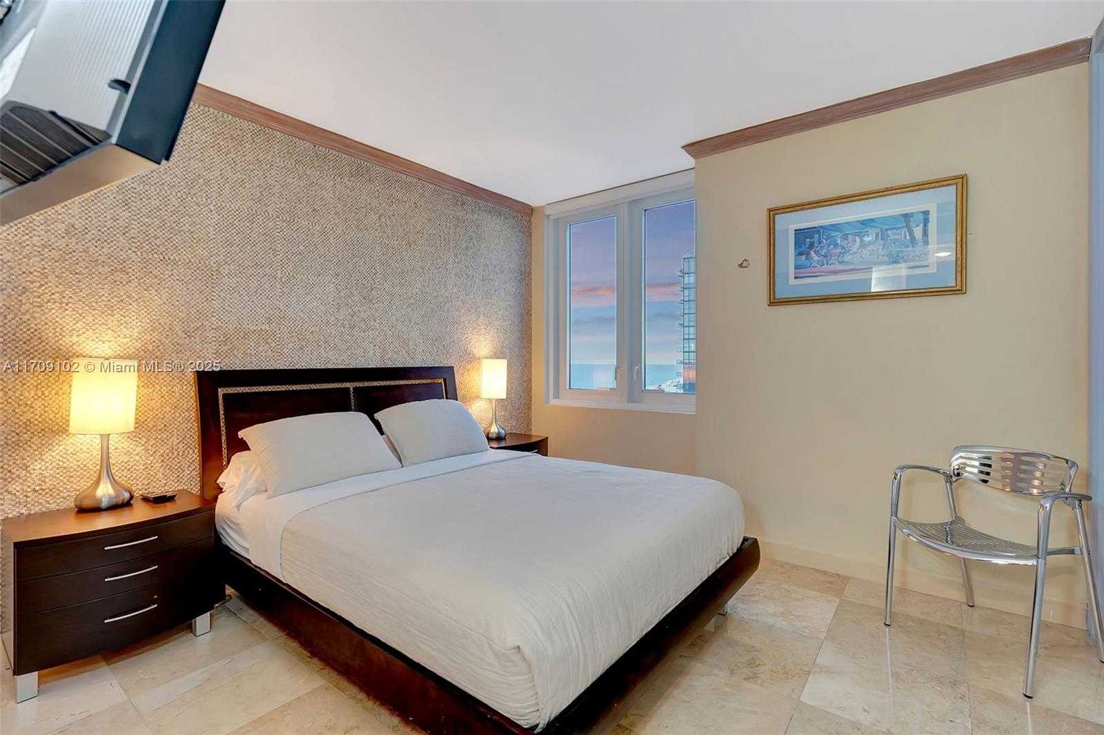 Small Image of 2301 COLLINS AVE #1206, Miami Beach Number 12
