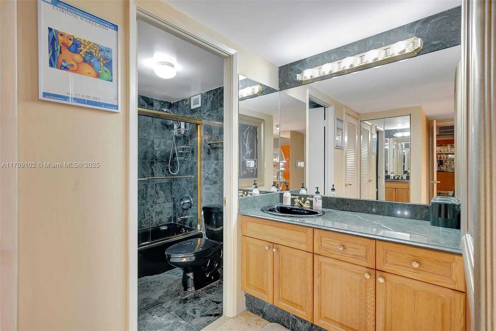 Small Image of 2301 COLLINS AVE #1206, Miami Beach Number 16