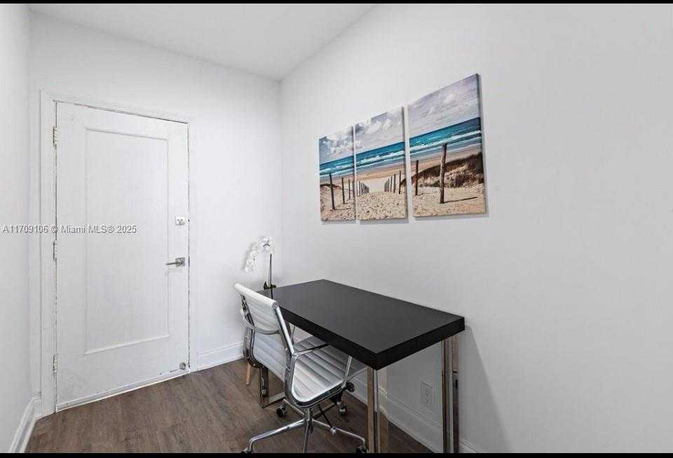 Small Image of 830 9TH ST #25, Miami Beach Number 8