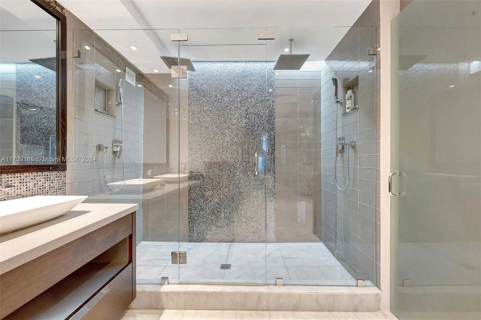 Small Image of 2301 COLLINS AVE #307, Miami Beach Number 10