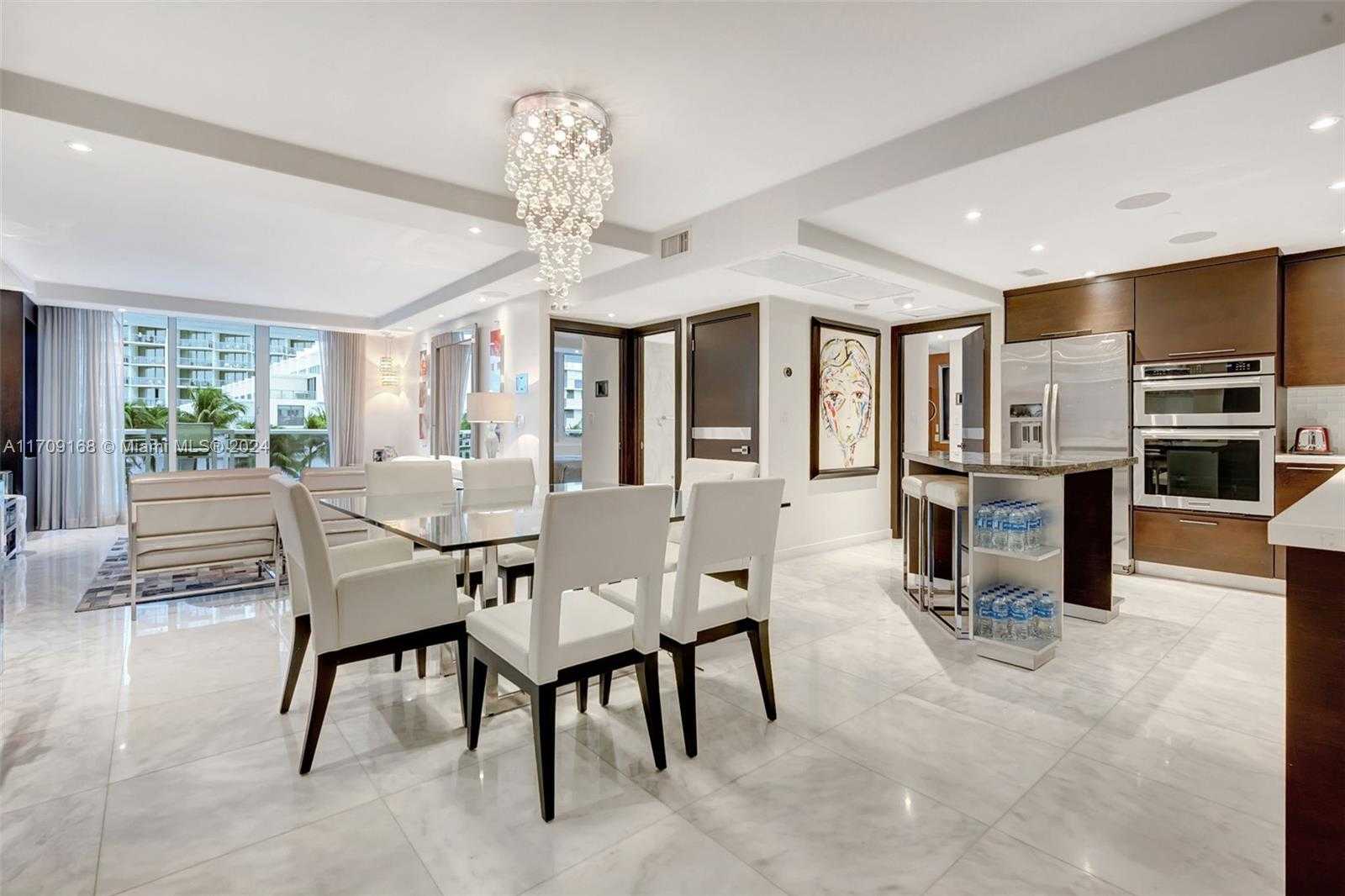 Small Image of 2301 COLLINS AVE #307, Miami Beach Number 2