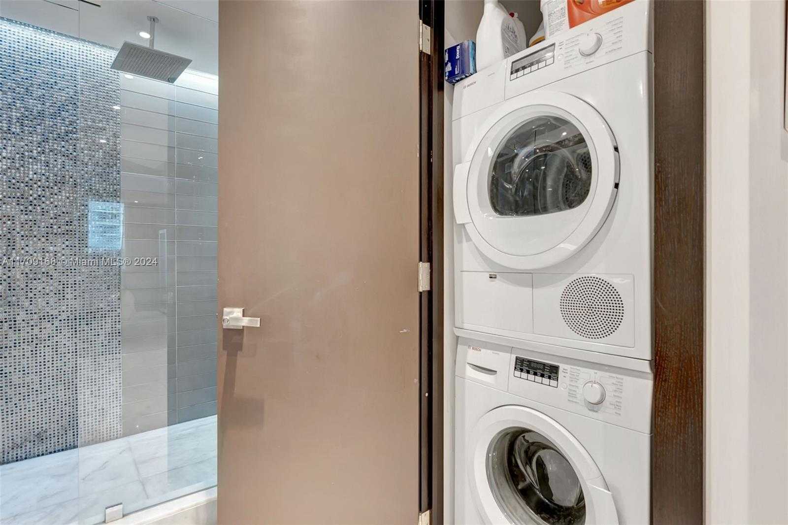 Small Image of 2301 COLLINS AVE #307, Miami Beach Number 9