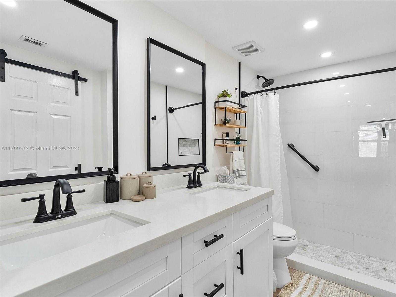Small Image of 3111 NORTH OCEAN DR #1111, Hollywood Number 12