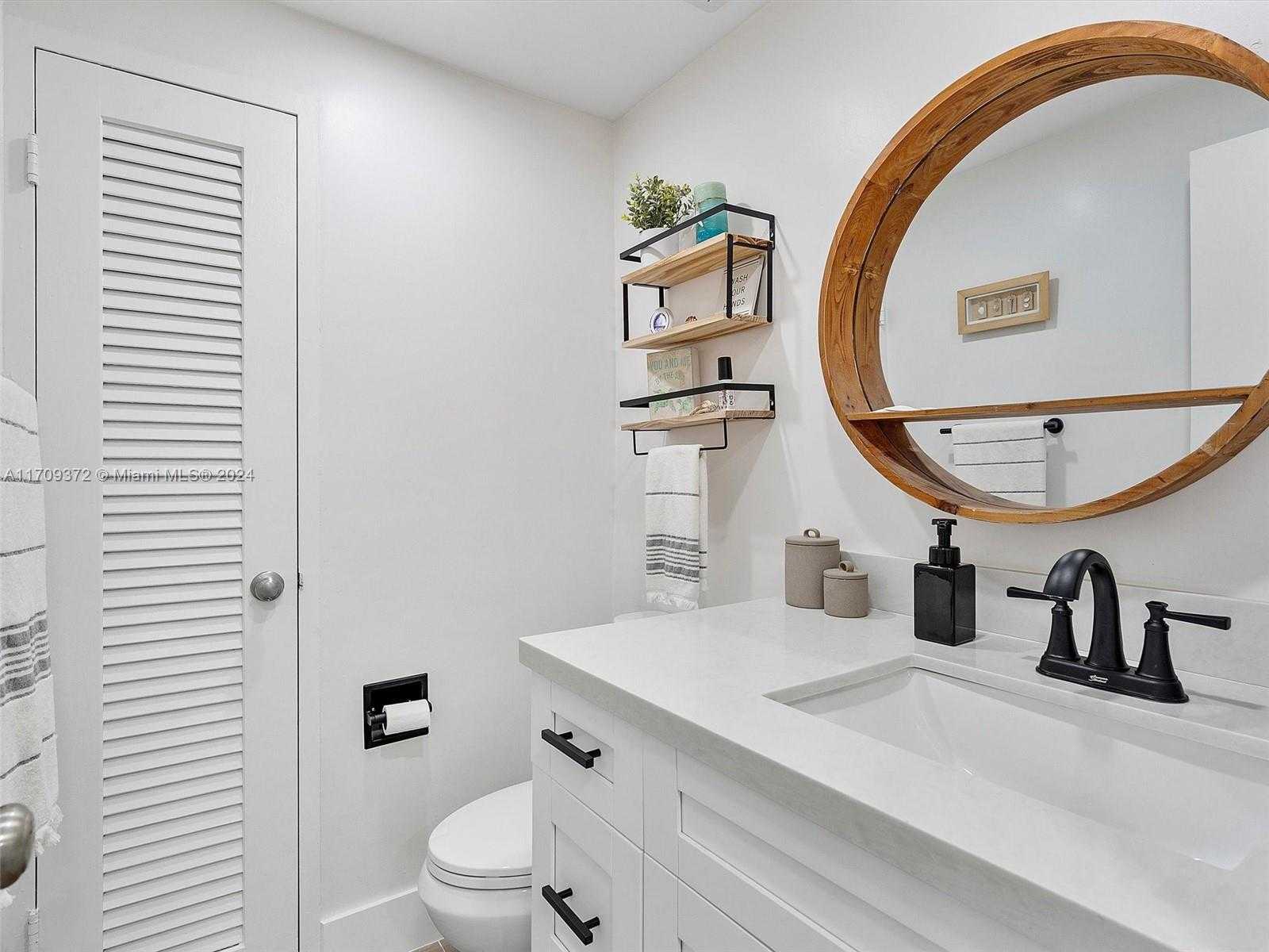 Small Image of 3111 NORTH OCEAN DR #1111, Hollywood Number 13