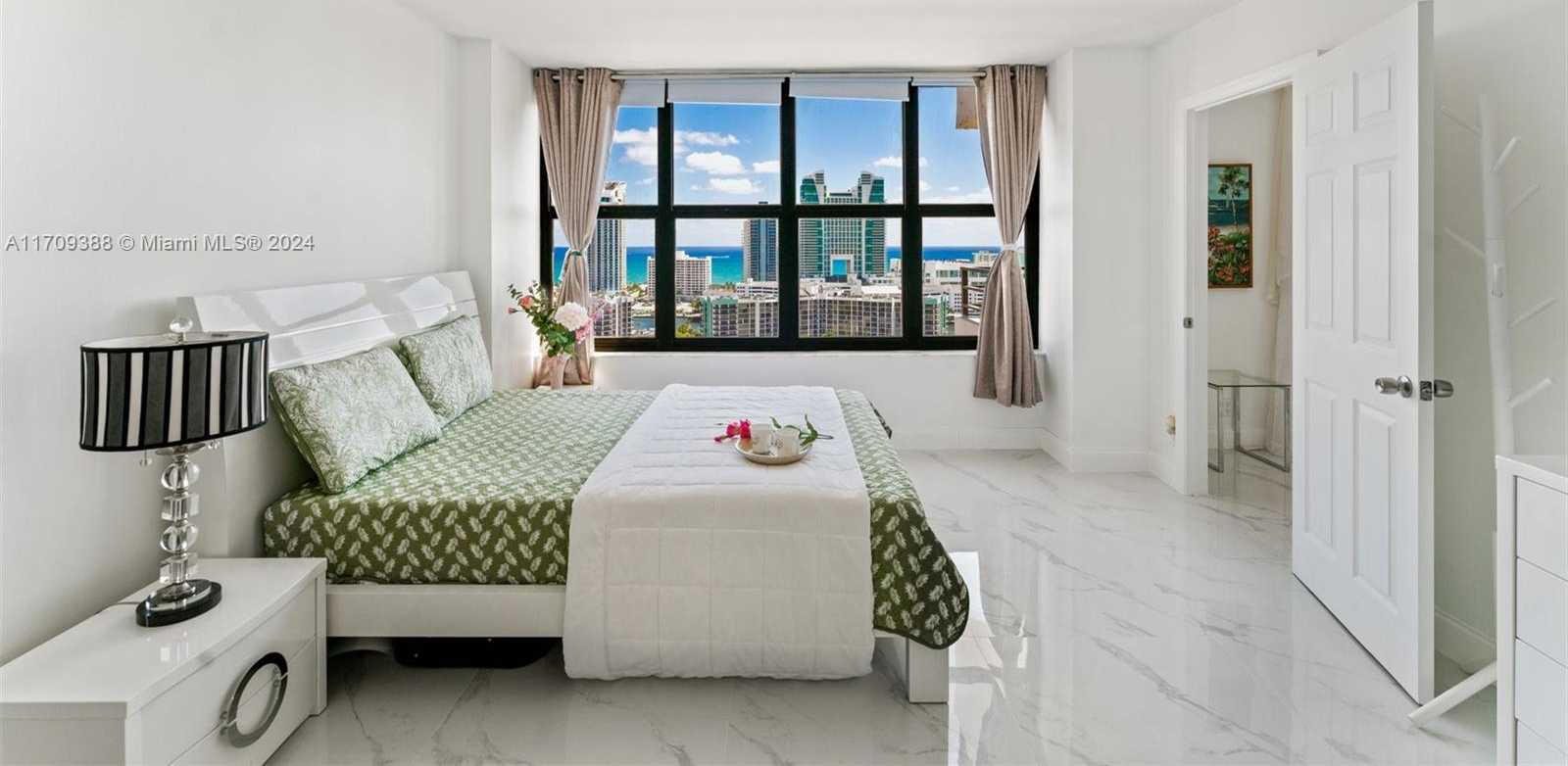 Small Image of 2500 PARKVIEW DR #2303, Hallandale Beach Number 14
