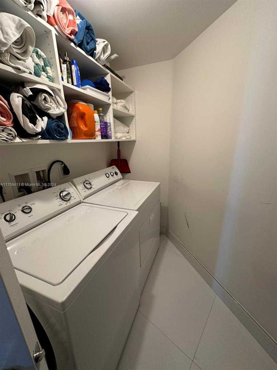 Small Image of 200 SUNNY ISLES BLVD #2-UPH2, Sunny Isles Beach Number 15