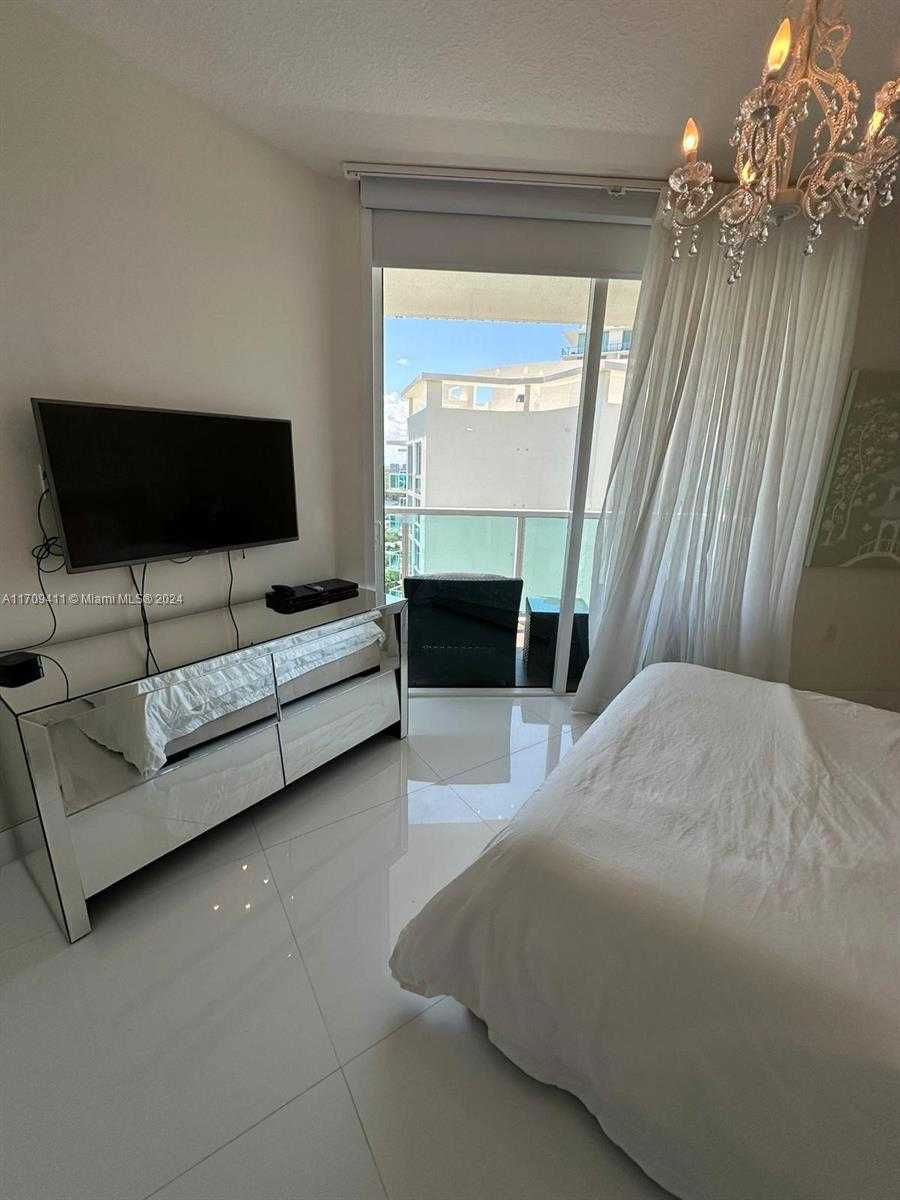 Small Image of 200 SUNNY ISLES BLVD #2-UPH2, Sunny Isles Beach Number 16