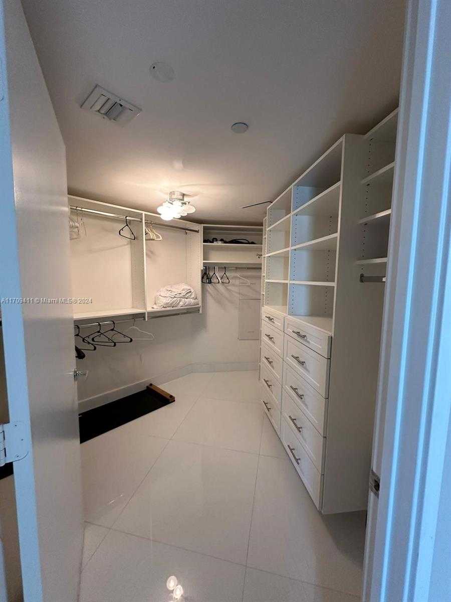 Small Image of 200 SUNNY ISLES BLVD #2-UPH2, Sunny Isles Beach Number 24