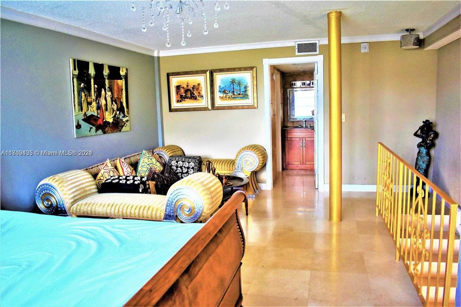 Small Image of 17800 #PH6, Sunny Isles Beach Number 10