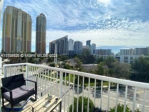 Small Image of 17800 #PH6, Sunny Isles Beach Number 15