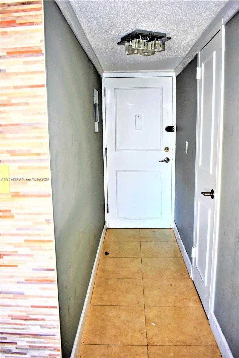Small Image of 17800 #PH6, Sunny Isles Beach Number 17