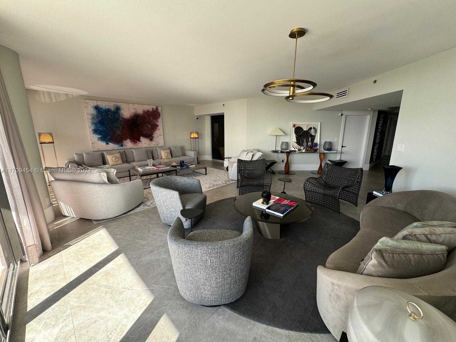 Small Image of 2000 ISLAND BLVD #2404, Aventura Number 18