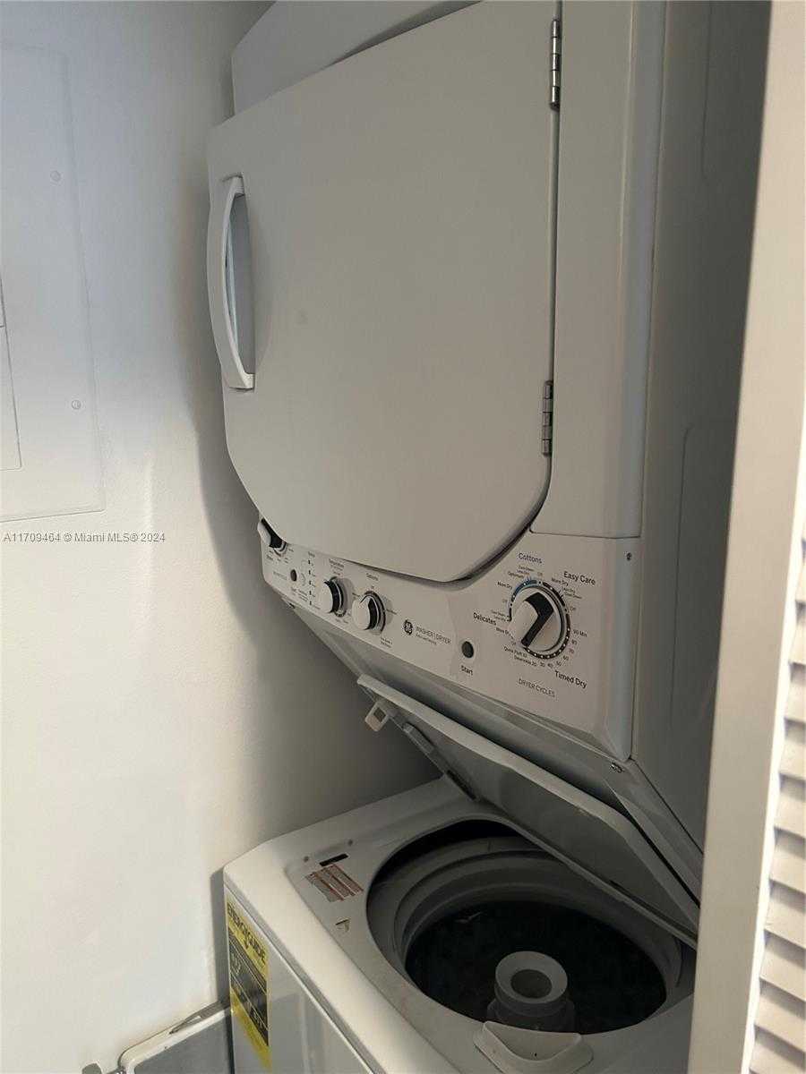 Small Image of 90 ALTON RD #607, Miami Beach Number 8