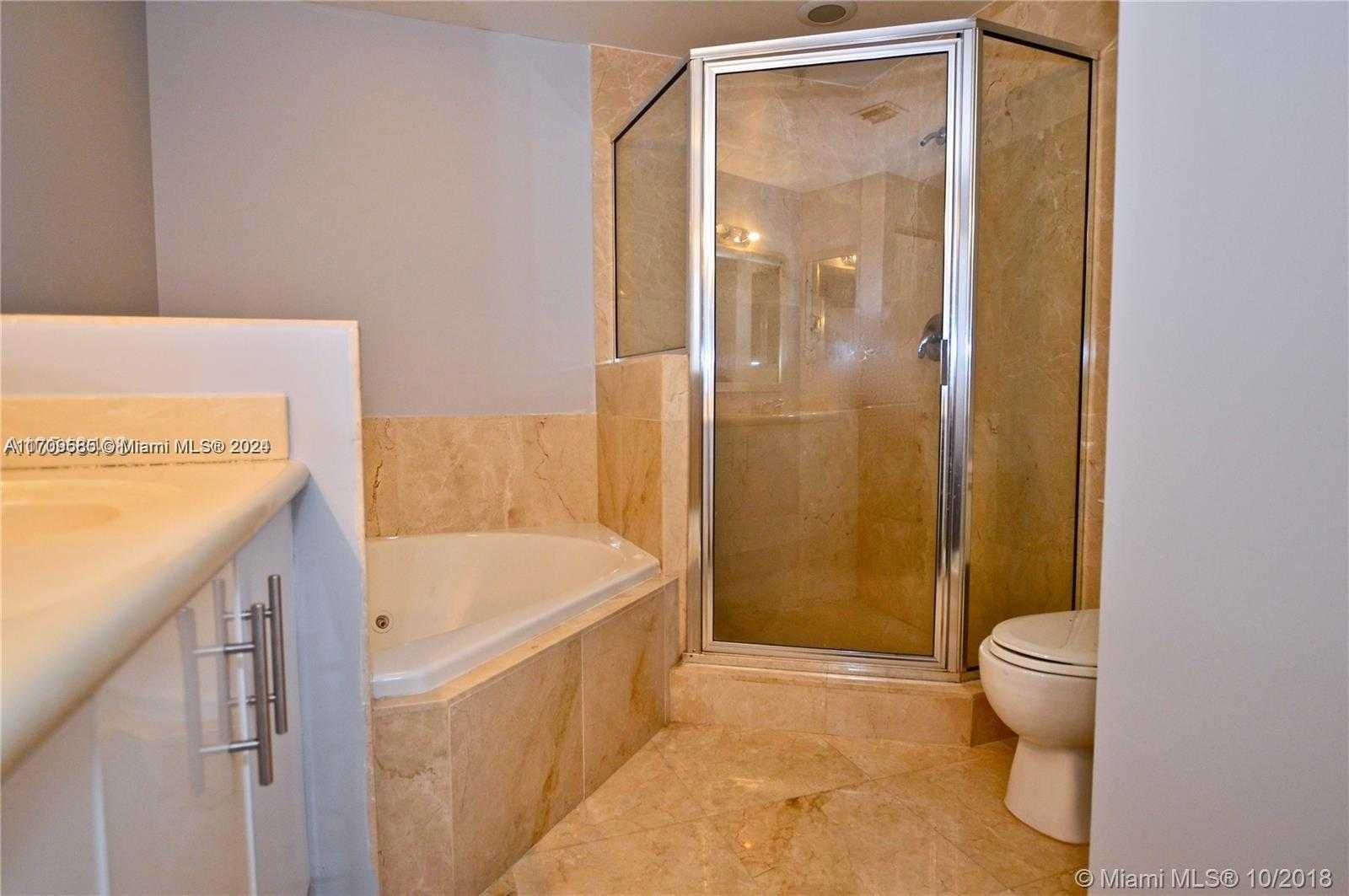 Small Image of 7900 HARBOR ISLAND DR #806, North Bay Village Number 19