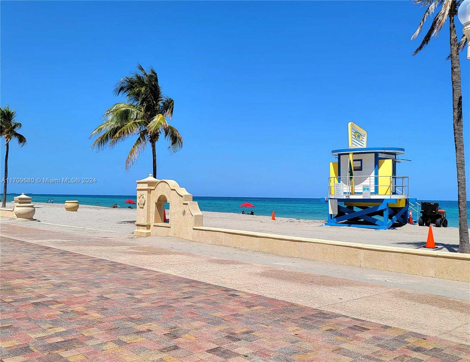 Small Image of 3111 NORTH OCEAN DR #303, Hollywood Number 2