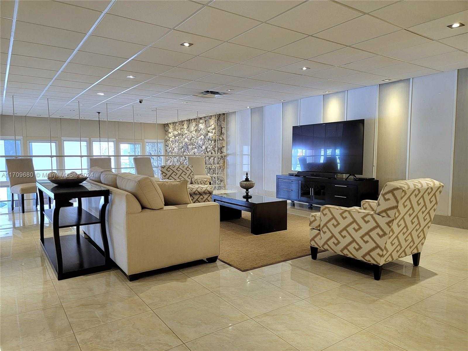 Small Image of 3111 NORTH OCEAN DR #303, Hollywood Number 32