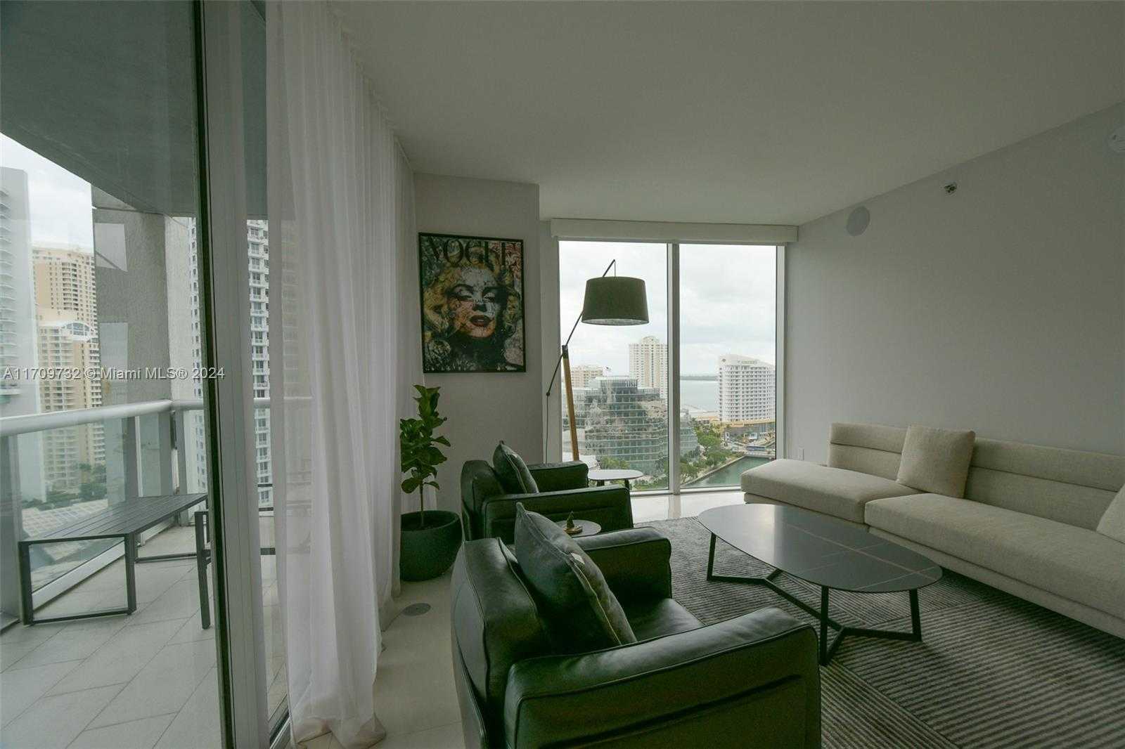 Small Image of 495 BRICKELL AVE #1902, Miami Number 10