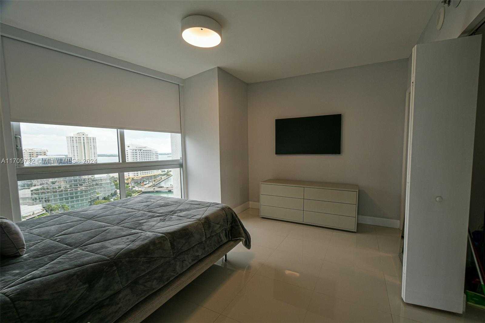 Small Image of 495 BRICKELL AVE #1902, Miami Number 16