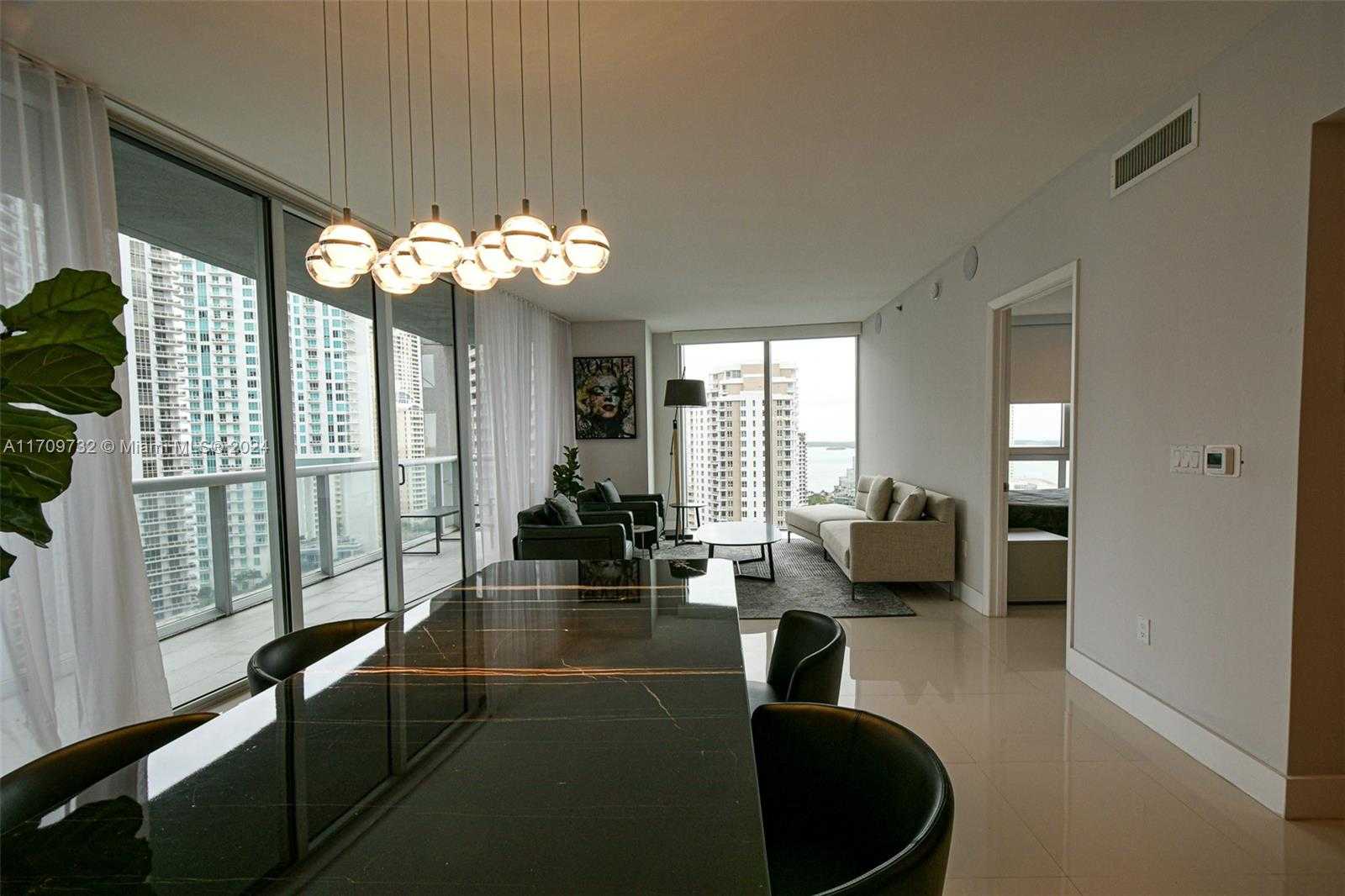 Small Image of 495 BRICKELL AVE #1902, Miami Number 5