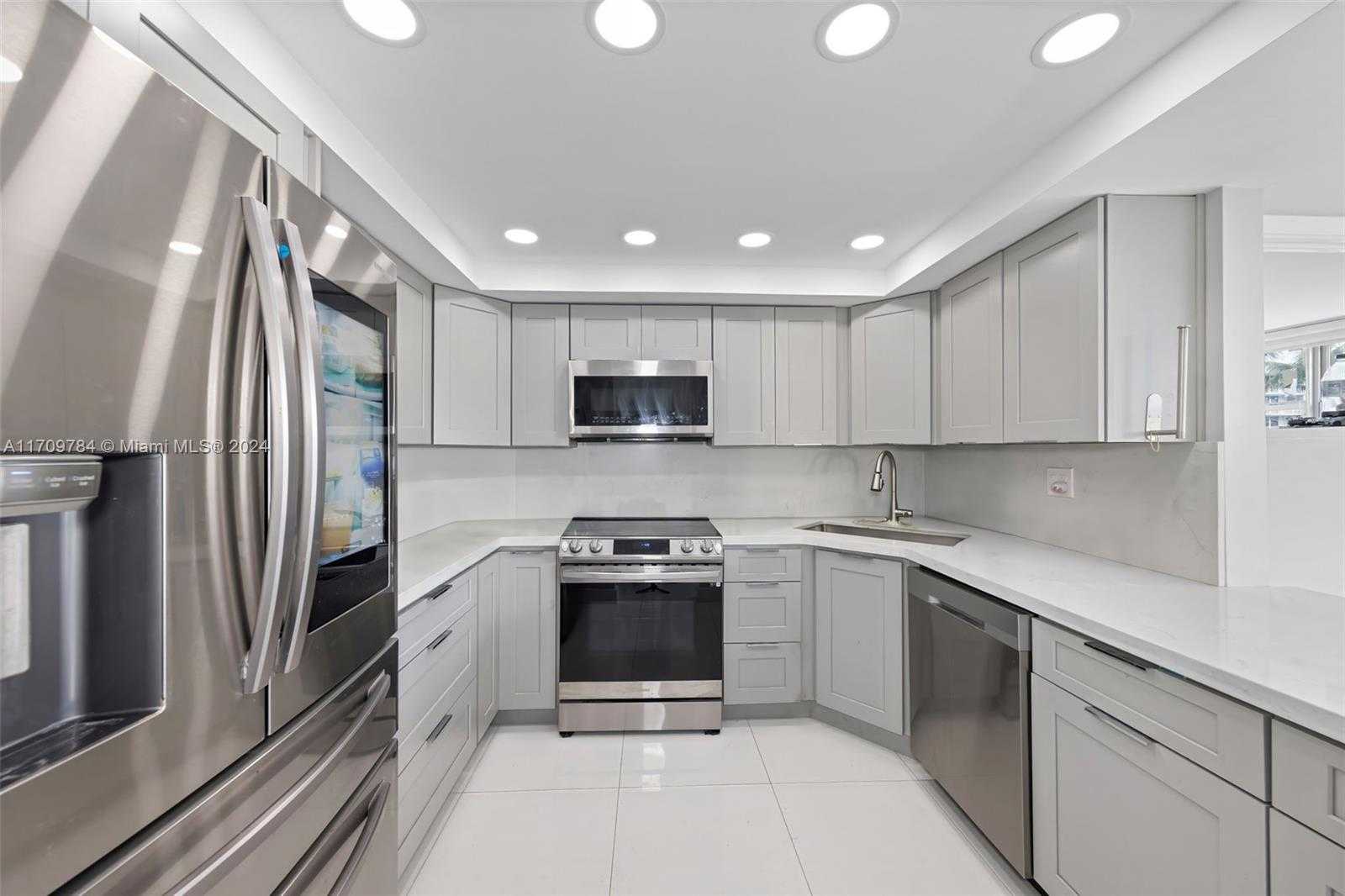 Small Image of 16546 NORTH EAST 26TH AVE #3J, North Miami Beach Number 4