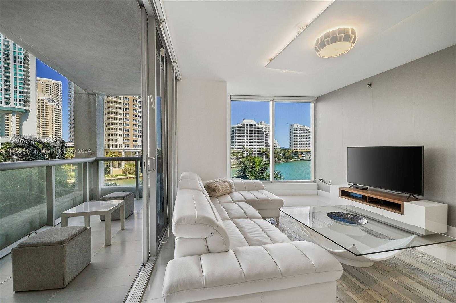 Small Image of 495 BRICKELL AVE #402, Miami Number 11