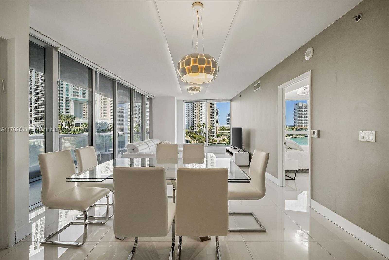 Small Image of 495 BRICKELL AVE #402, Miami Number 8