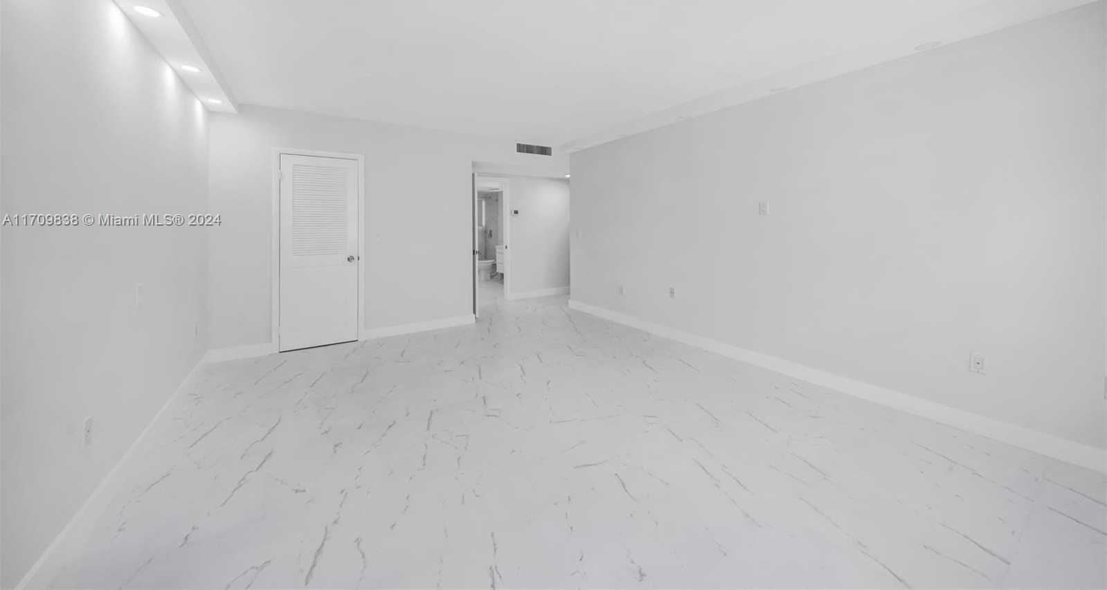 Small Image of 9801 COLLINS AVE #15X, Bal Harbour Number 16