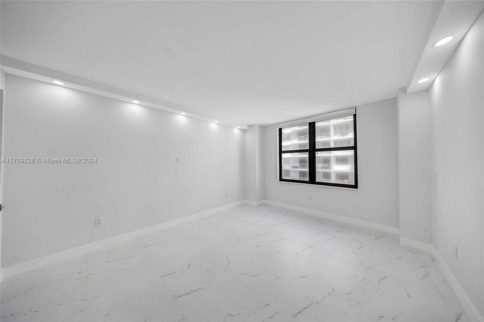 Small Image of 9801 COLLINS AVE #15X, Bal Harbour Number 21