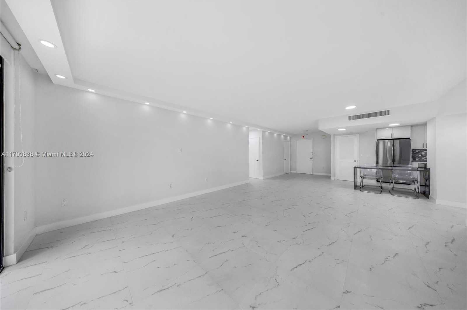 Small Image of 9801 COLLINS AVE #15X, Bal Harbour Number 4
