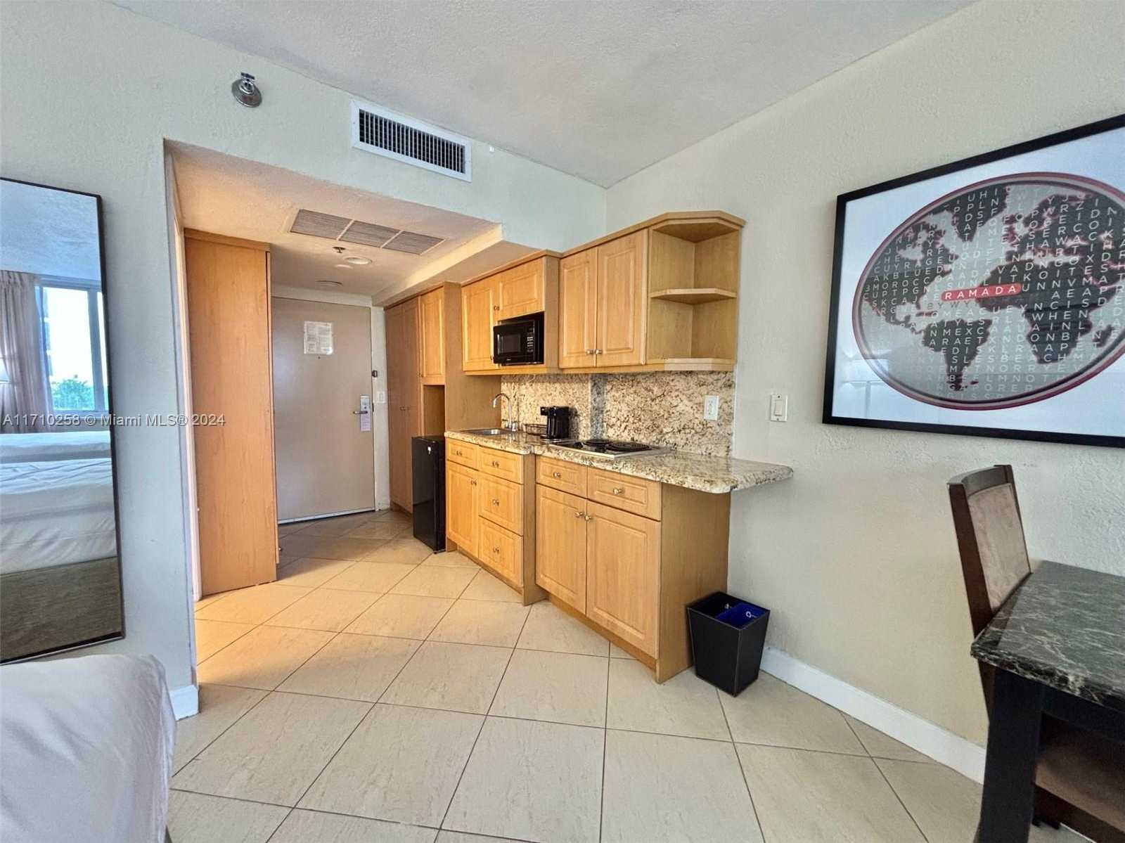 Small Image of 19201 COLLINS AVE #128, Sunny Isles Beach Number 2